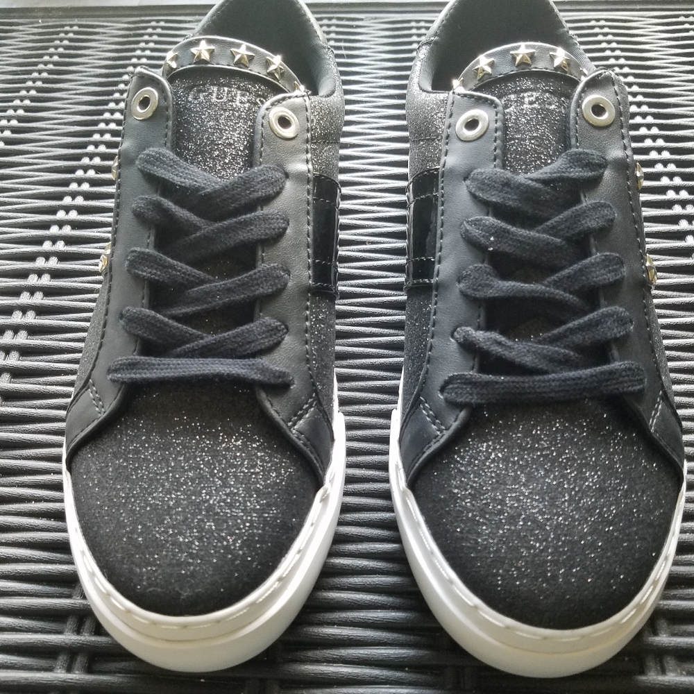 💙 NIB ** Guess Lace-up Glitter Sneaker - Picture 6 of 8